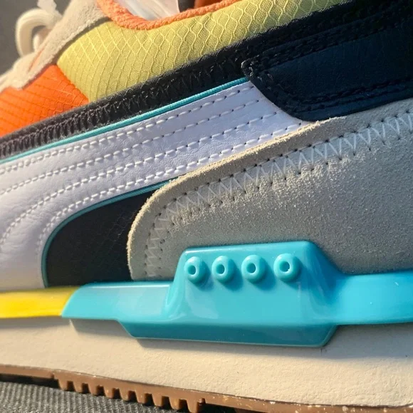 City Rider Hc Sneakers
by Puma
(New,without original box) - Picture 9 of 12